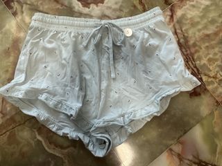 (Category: ) located in . Submitted by luxegal (Listing ID 1457087218, Image 1). Description: .