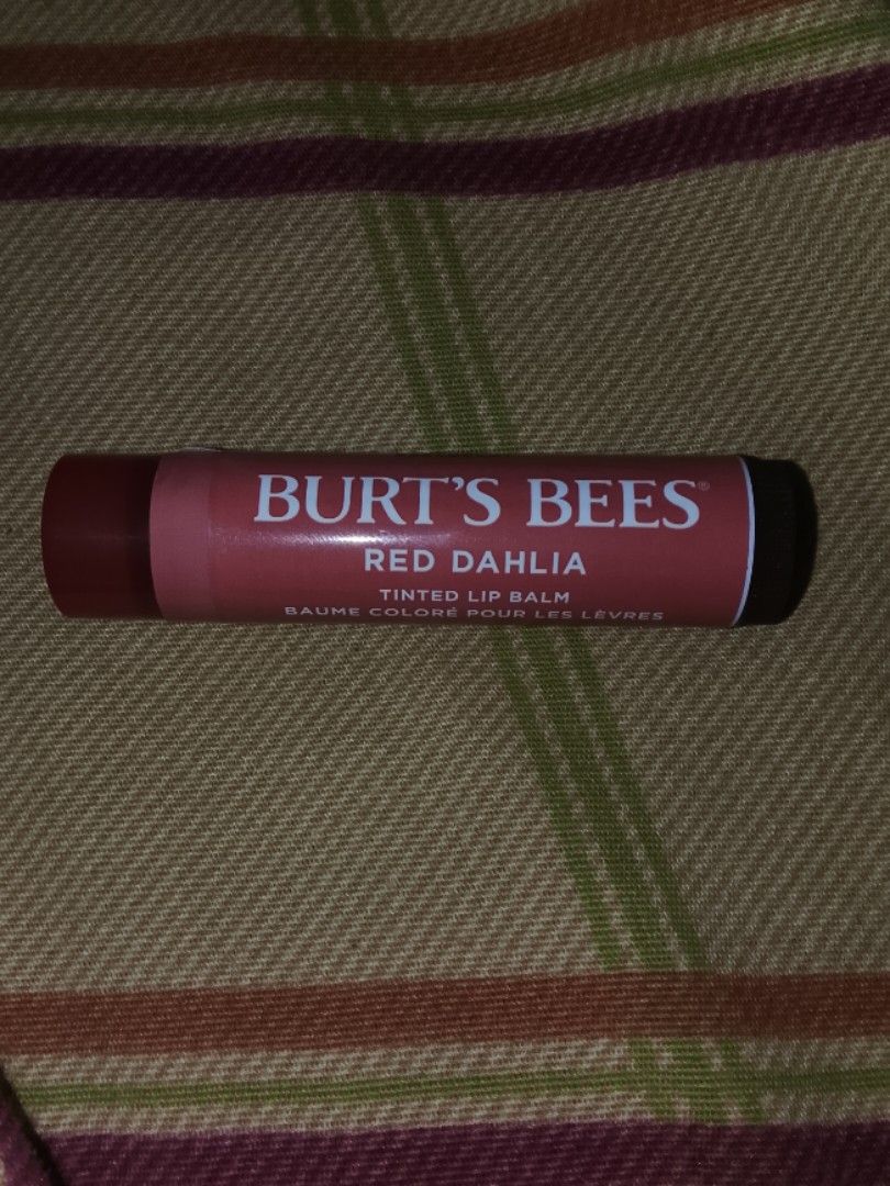 Burt's Bees Tinted Lip Balm (Red Dahlia) (Category: Makeup) located in Bacolod City. Submitted by beam_tori (Listing ID 1457126331, Image 1). Description: - Bought in the US - BRAND NEW, NEVER USED - MOP: Gcash - MOD: J&T.