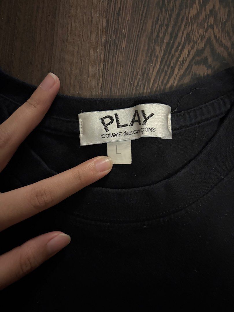 CDG black shirt (Category: Tshirts & Polo Shirts ) located in Manila. Submitted by arvisells (Listing ID 1457132039, Image 2). Description: - guaranteed authentic PLAY COMME des GARÇONS black t-shirt - size L on tag (i also have M. just pm me) 📍sampaloc manila 📦 lalamove or j&t.