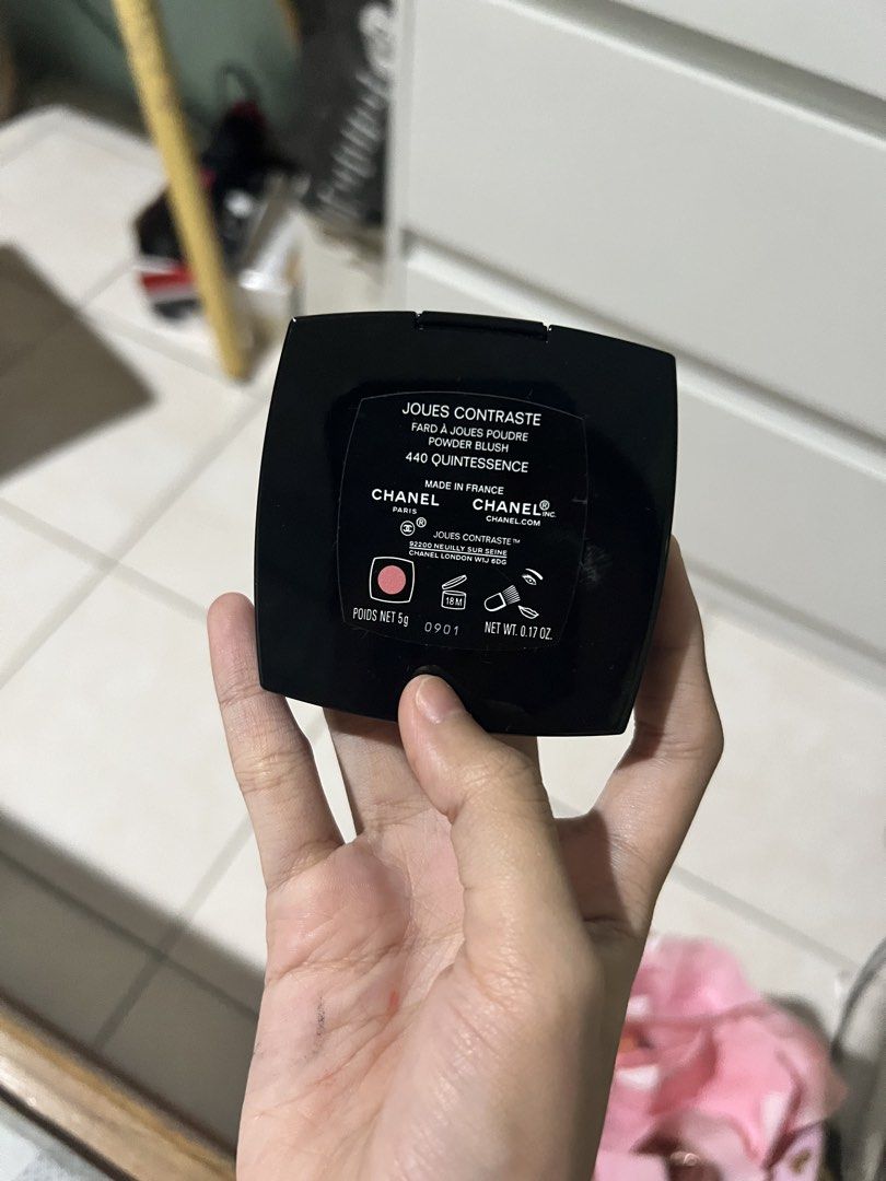CHANEL BLUSH IN QUINTESSENCE (Category: Makeup) located in Balanga. Submitted by cantreplyherehahahaha (Listing ID 1457074159, Image 3). Description: bnew authentic no box shade 440.