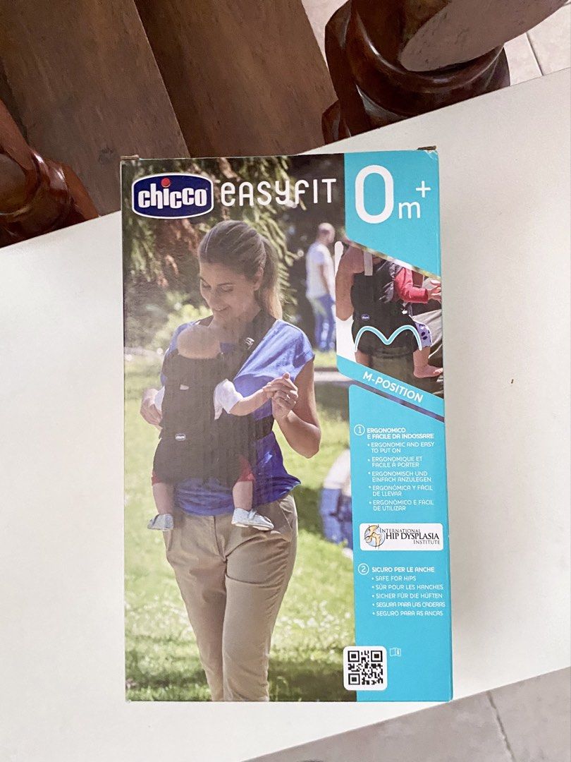 Chicco EasyFit Baby Carrier 0m+ (Category: Carriers & Slings) located in Quezon City. Submitted by ajsl23 (Listing ID 1457081531, Image 1). Description: - Chicco EasyFit Baby Carrier in Black Night - Suitable from birth up to 9kg - Ergonomic design for healthy hip development - Easy to wear, like a t-shirt - M-position tested for infant comfort and safety.