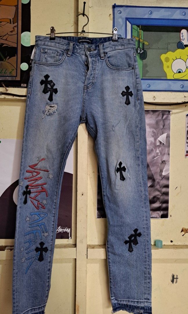Chrome hearts x vanity (Category: Jeans) located in Bayombong. Submitted by emz_d16 (Listing ID 1457055949, Image 1). Description: chrome hearts x vanity Waistline: 29-30 Length: 41 hem: 6".