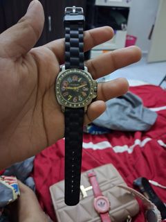 (Category: ) located in . Submitted by khiranascarlett (Listing ID 1457040999, Image 1). Description: .