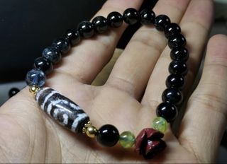(Category: ) located in . Submitted by crystalsDM (Listing ID 1457067665, Image 1). Description: .
