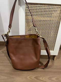 (Category: ) located in . Submitted by cm_preloved (Listing ID 1456986131, Image 1). Description: .