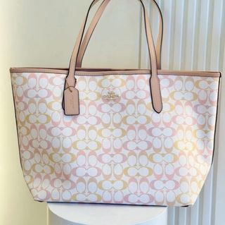 (Category: ) located in . Submitted by pshoppers. (Listing ID 1457065658, Image 1). Description: .