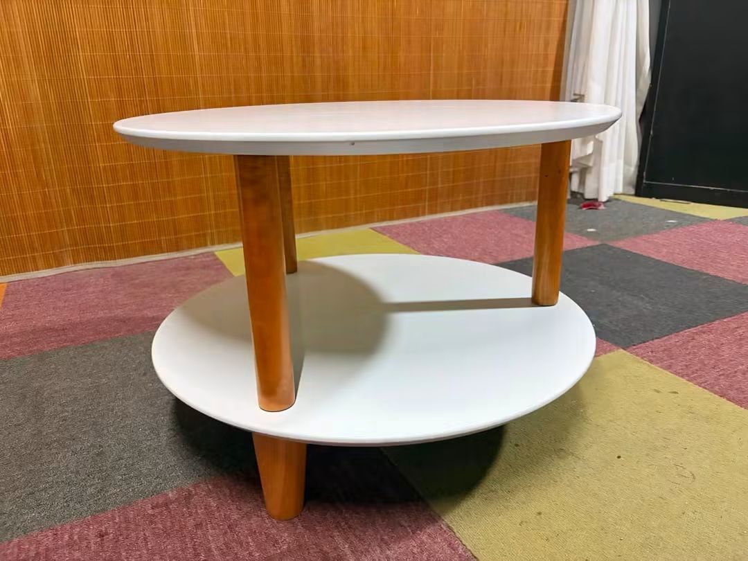 Coffee/center table (Category: Tables & Sets) located in Meycauayan. Submitted by marygracecasimiro (Listing ID 1457028753, Image 2). Description: Modern Round Coffee / Center Table SOLID WOOD!!! MABIGAT!!! ANGGANDA!!! Price : 4,500 ✅ Diameter : 24 inches ; Height : 16.5 inches In VERY good condition🩷.