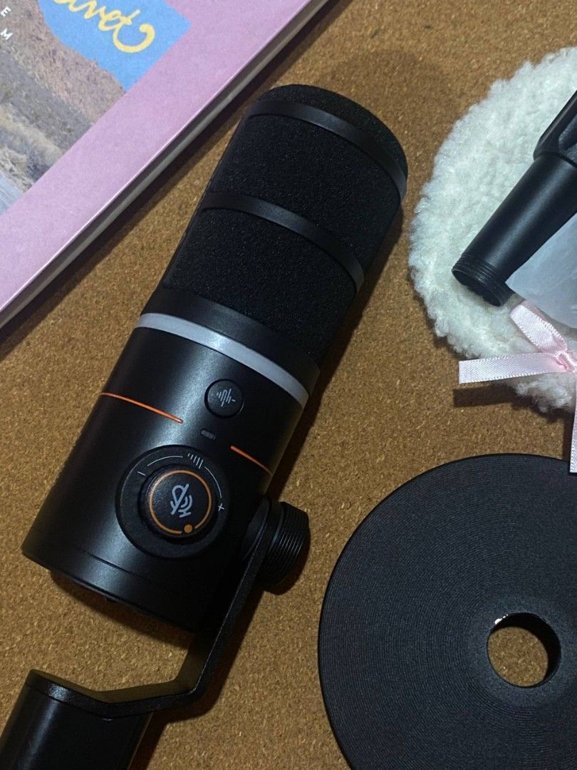 COMICA EJoy D10 PRO Microphone for Streaming/Podcast/Recording Mic (Category: Microphones) located in Manila. Submitted by jade_snap (Listing ID 1457122348, Image 2). Description: NEGOTIABLE! Selling my COMICA EJoy D10 PRO, a versatile wireless microphone perfect for streaming, podcasting, content creation, and voice recording. Barely used and in great condition. Key Features: - Dual USB-C/XLR connectivity — works with PCs, phones, and audio inte