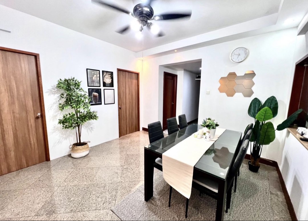 (Category: ) located in . Submitted by cosycoliving.sg (Listing ID 1404469695, Image 1). Description: .