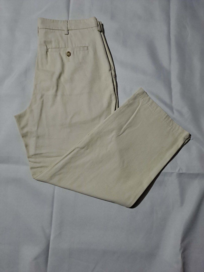 cream trouser (Category: Trousers) located in Guiguinto. Submitted by riesefeld (Listing ID 1388385053, Image 3). Description: color may vary due to lighting W - 32-33 L - 35.5 Leg hole - 8.5.