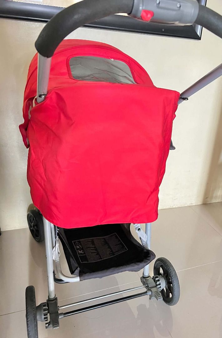 Declutter Sale: Used Graco Mirage Stroller (Category: Strollers) located in Imus. Submitted by vfamfinds (Listing ID 1456979156, Image 1). Description: Declutter Sale: Used Graco Mirage Stroller P2,500 plus shipping fee -Adjustable multi-position recline seat -Integrated child tray with cup holder -Foldable red sun canopy -Secure 5-point safety harness restraint NOTE: Signs of usage, faded coloring on pads.