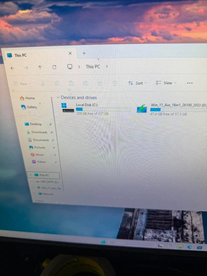 Dell optiplex 7060 (Category: Desktops) located in Manila. Submitted by happyearth.953a15 (Listing ID 1457079870, Image 3). Description: Dell optiplex 7060 I5 8th gen Intel UHD Graphics 630 8gb Ram 256gb ssd Windows 11 pro OS Unit with power cord 💸💸 7,500 Location: San Andres bukid manila Pick up or deliver.