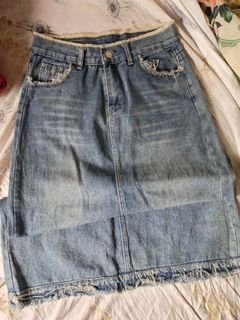 (Category: ) located in . Submitted by citrinearrow (Listing ID 1457120954, Image 1). Description: .
