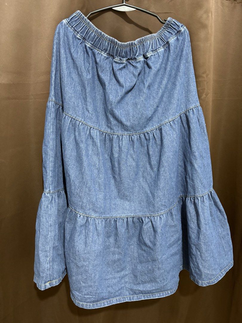 Denim skirt (Category: Skirts) located in Manila. Submitted by mika_declutter (Listing ID 1457124906, Image 1). Description: - Cute tiered denim skirt - Comfortable elastic waistband - Flowy design - Freesize.