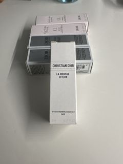 （分類：）位於 。 由 pi22za 提交（商品編號 1457065876，圖片 1）。簡介： 。