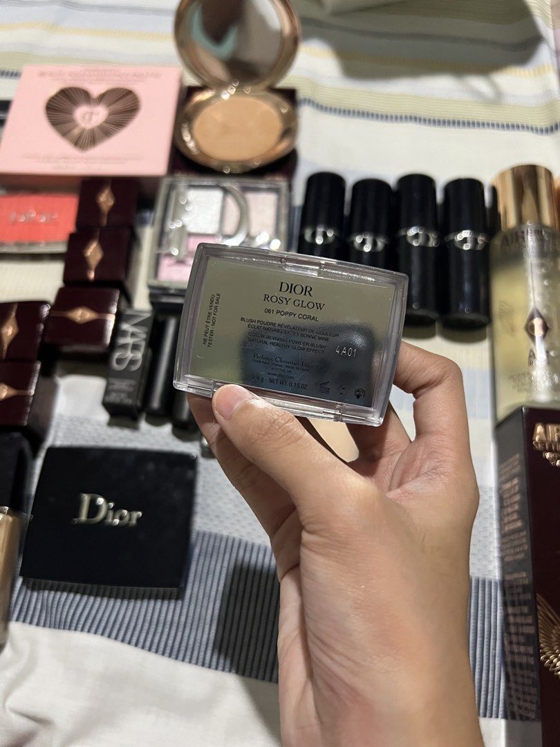 DIOR BLUSH IN POPPY CORAL (Category: Makeup) located in Balanga. Submitted by cantreplyherehahahaha (Listing ID 1457074360, Image 2). Description: Bnew auth poppy coral.