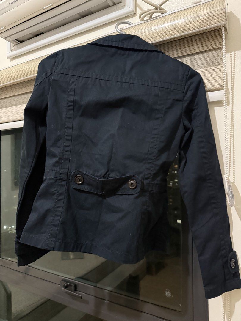Double-breasted coat (Category: Coats, Jackets and Outerwear) located in Manila. Submitted by che_ry (Listing ID 1457104550, Image 2). Description: Best fit small.