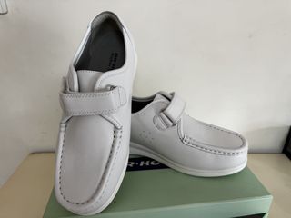（分類：）位於 。 由 vloveluxury 提交（商品編號 1457039402，圖片 1）。簡介： 。