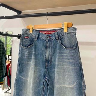 (Category: ) located in . Submitted by heats777 (Listing ID 1457042991, Image 1). Description: .