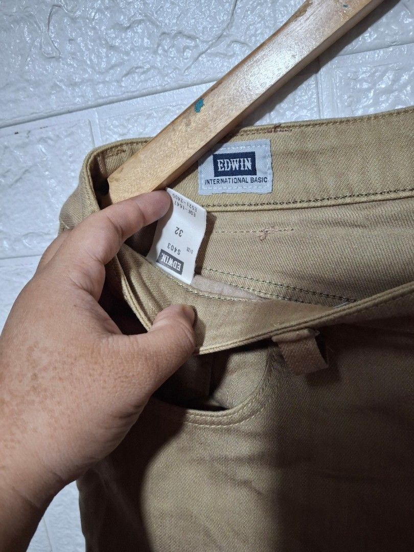 EDWIN International Basic Khaki Pants Size 32 (Category: Jeans) located in Angeles City. Submitted by livemountain.e2ae07 (Listing ID 1456958984, Image 3). Description: EDWIN DENIM PANTS FOR MEN SIZE 32 W16 L38.2 HEM 8 GOOD AS NEW.