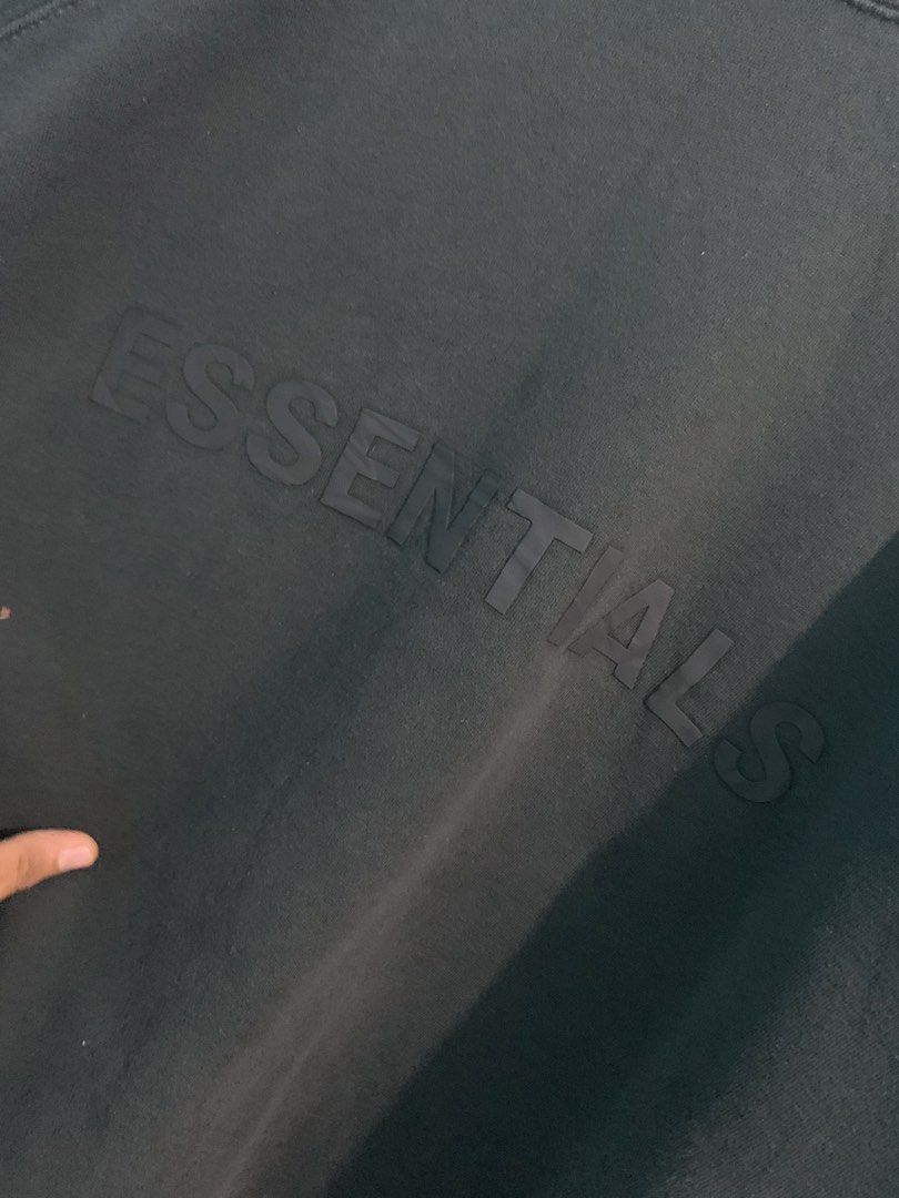 Essentials (Category: Coats, Jackets and Outerwear) located in Bayombong. Submitted by johnestrell315 (Listing ID 1456970787, Image 3). Description: .