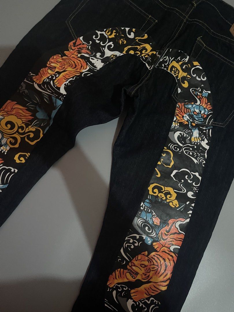 Evisu Daicock Selvedge Jeans (Category: Jeans) located in Tuguegarao City. Submitted by elyks11 (Listing ID 1457056142, Image 3). Description: EVISU DAICOCK JEANS SOLID NO CRACKS SEE DETAILS SLIM FIT.