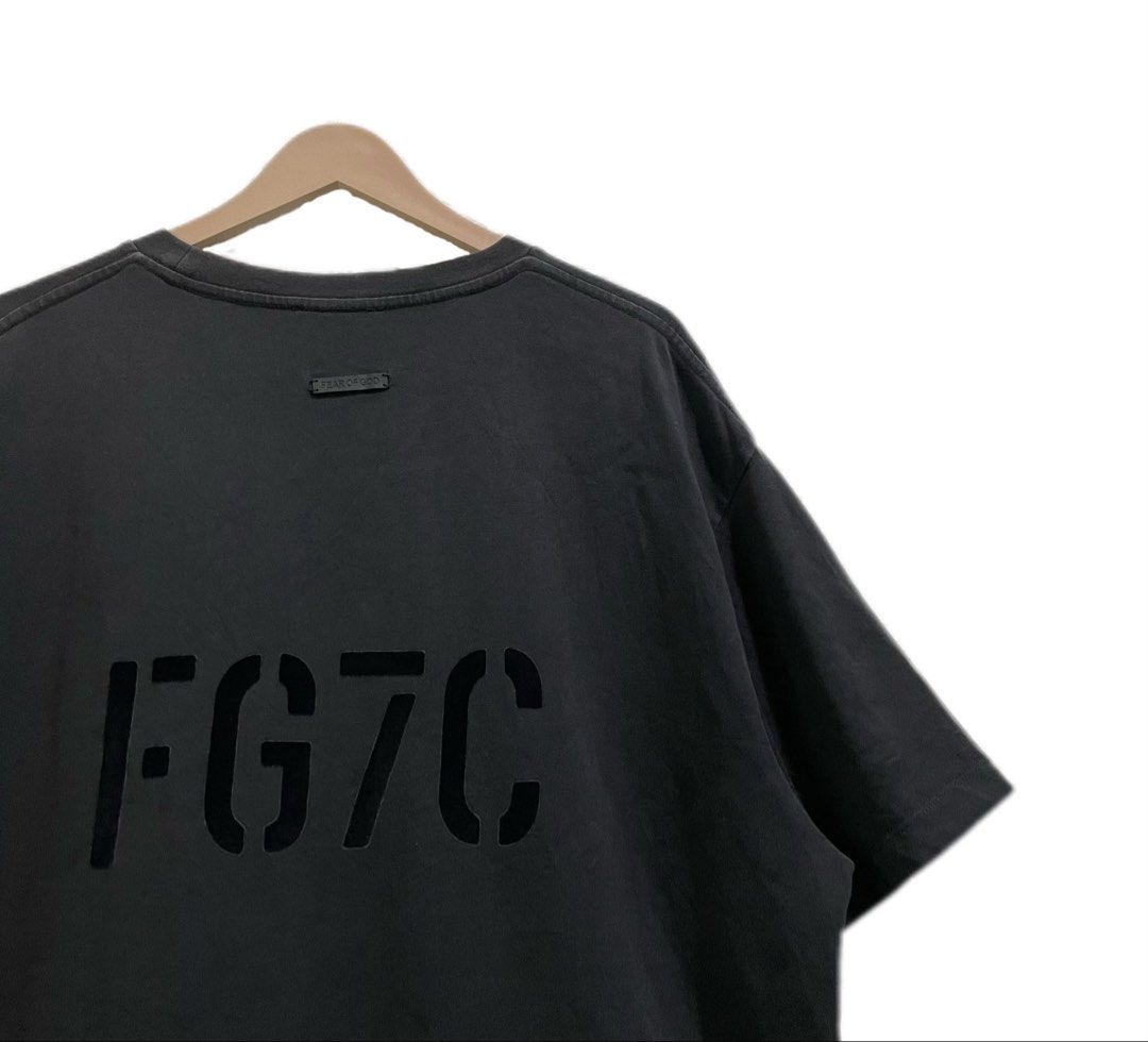 Fear of God (Category: Tshirts & Polo Shirts ) located in Taguig. Submitted by thriftstar2 (Listing ID 1457136860, Image 2). Description: W 23 L 27 Size L on tag Excellent condition Issue : Pin hole.
