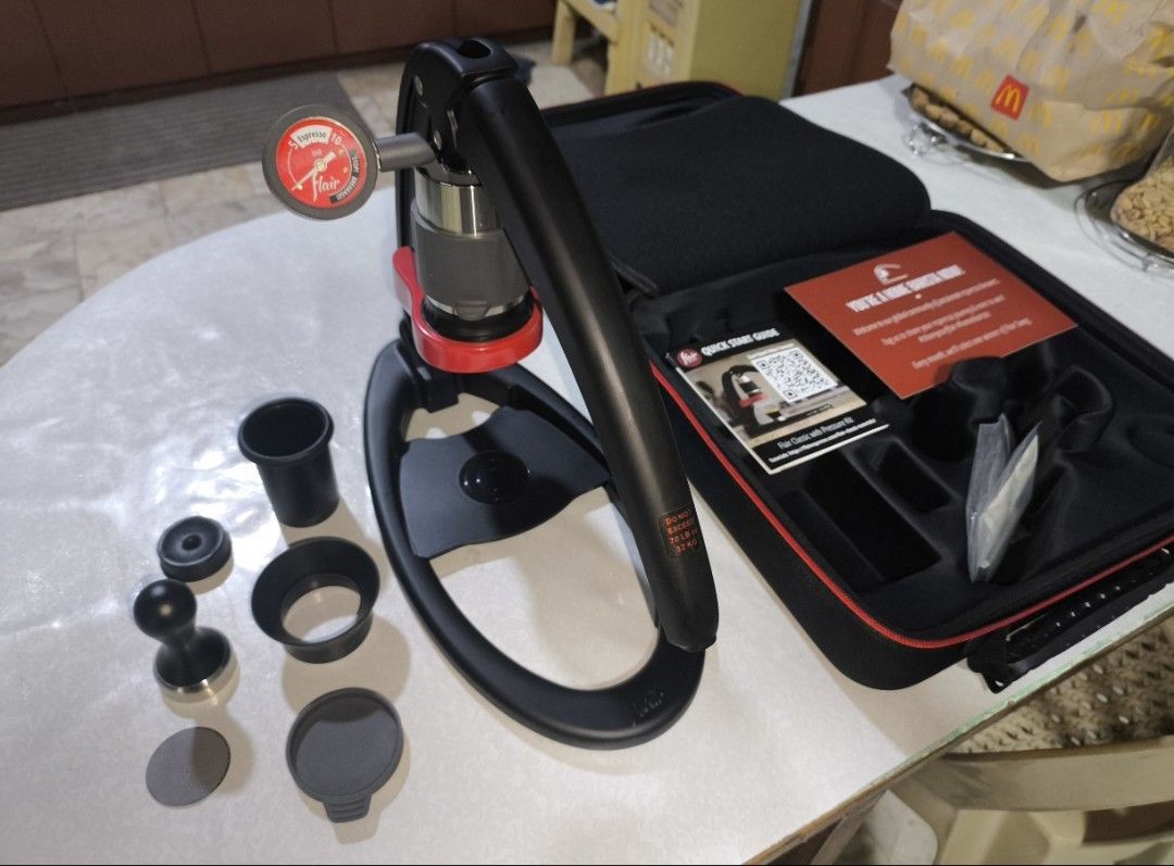Flair Classic Espresso Maker (Category: Coffee Machines & Makers) located in Manila. Submitted by tobats_kun (Listing ID 1456984674, Image 2). Description: 🔥 FOR SALE: Flair Classic Espresso Maker 🔥 📍 Location: Parañaque 📅 Date of Purchase (DOP): March 2026 For sale slightly used, well-maintained Flair Classic espresso setup, perfect for home barista use. Clean, solid, and consistently delivers quality espresso extractions. Ideal for anyone u