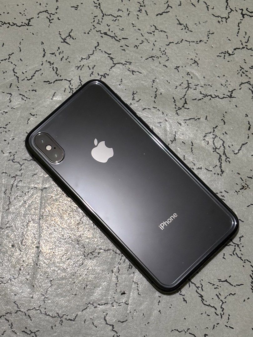FOR SALE IPHONE X (Category: iPhone X Series) located in Manila. Submitted by zenfish_896378 (Listing ID 1457123028, Image 1). Description: - iPhone X - Color: Space Gray - Storage: 256GB - Condition: Excellent - Meetups: San Nicolas, Pangasinan or Metro Manila.