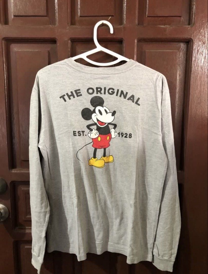 For take all sweatshirt (Category: Coats, Jackets and Outerwear) located in Bacoor. Submitted by declutteredbygem (Listing ID 1457115228, Image 2). Description: .
