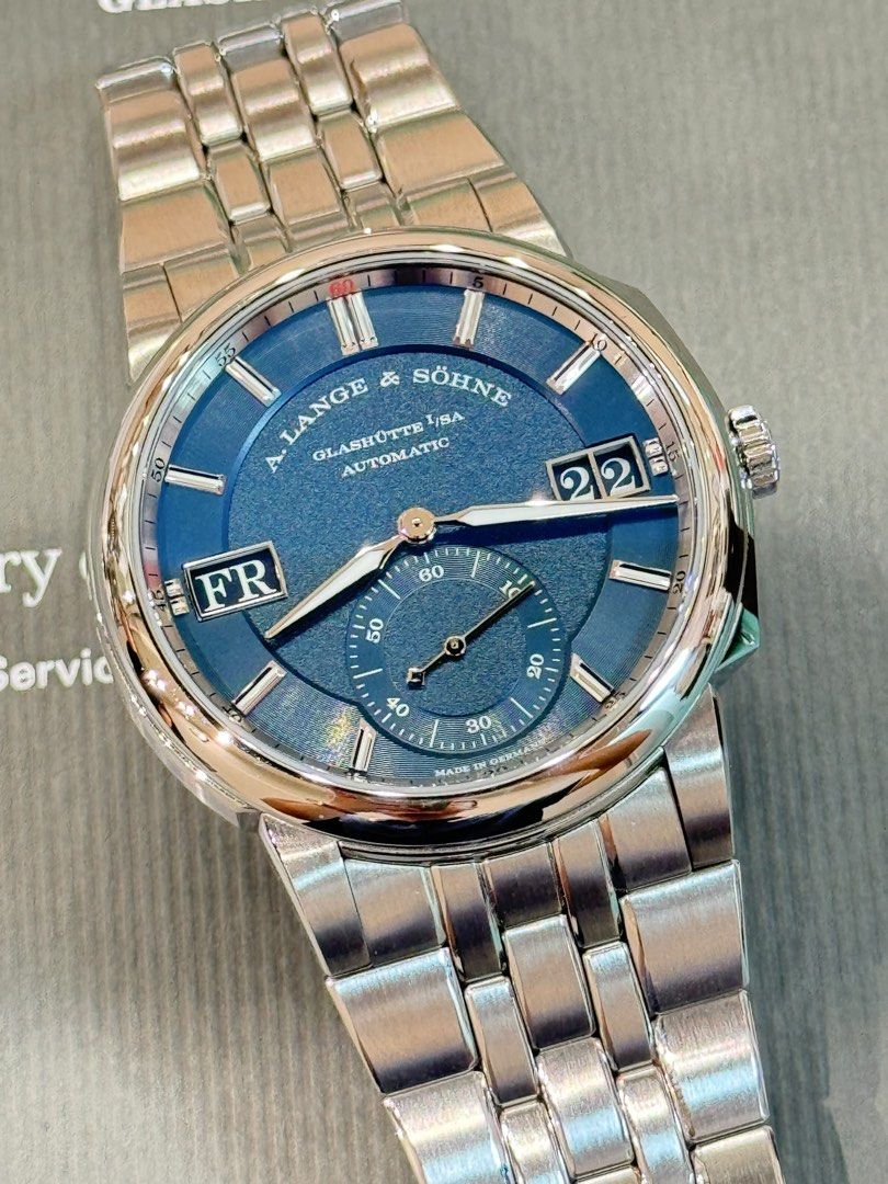 🌈🌈新返貨啦🌈🌈🎁Full Set🎁👑德國錶皇👑🩶🩶a.lange & Sohne 朗格 363.179🩶🩶全鋼款式🩶🩶💙原裝深藍色面💙📅大日曆大星期設計📅❤️自動透底機芯❤️40.5mm 連原裝鋼帶 狀態一流👍🏻👍🏻CC（旺角洗衣街店） （分類：手錶）位於 Hong Kong。 由 vintageuniversal1954 提交（商品編號 1457012038，圖片 2）。簡介： 品牌：A.Lange & Sohne 朗格⌚️ 型號：3 6 3 . 1 7 9❤️ 資料：全鋼款式 40.5mm🧡 自動透底機芯 Full Set❤️ 連原裝鋼帶💙 大日曆大星期 狀態一流💛 年份：2 0 2 1 年❤️💛💙💚 售價：$ 4 5 2 8 0 0 ‼️保證原裝‼️ ✨✨歡迎信用卡 免手續費✨✨ 🌟🌟歡迎交換 歡迎查詢🌟🌟 歡迎follow 我地IG ACCOUNT 我在 IG 的用戶名稱是vintage_universal.195