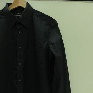 (Category: ) located in . Submitted by ayongattire (Listing ID 1456958911, Image 1). Description: .