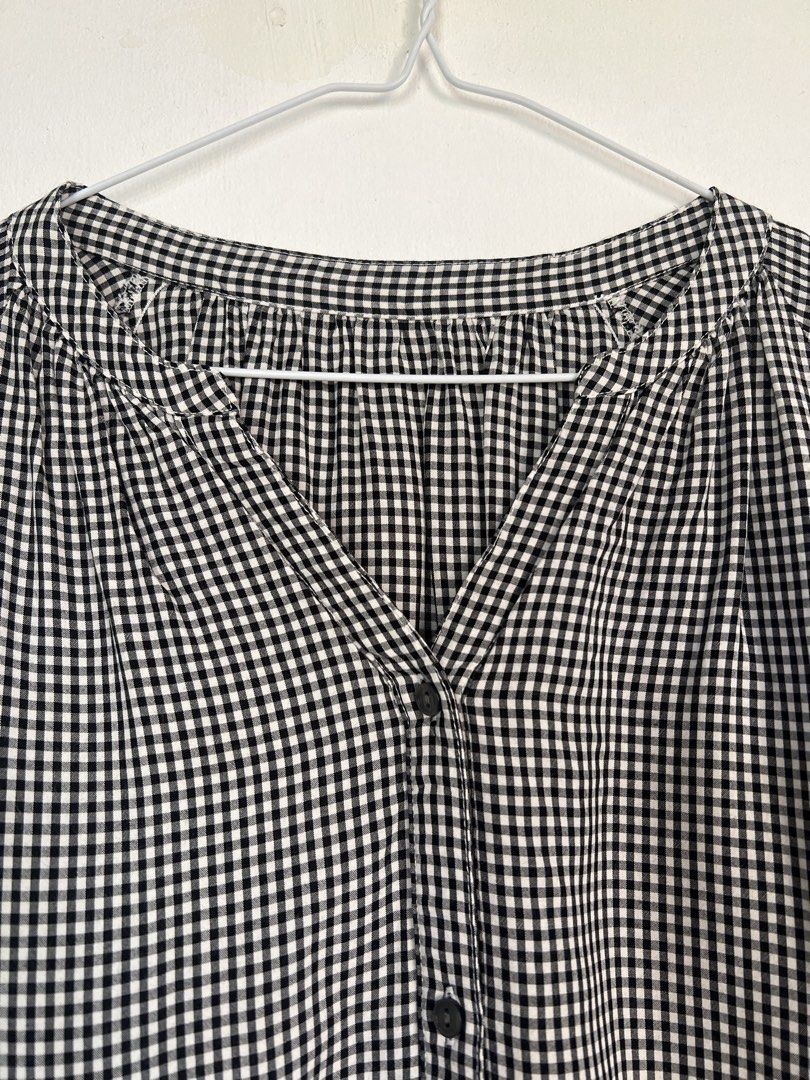 Global Work gingham print blouse (Category: Blouses) located in Las Pinas. Submitted by gaeley (Listing ID 1456963115, Image 2). Description: super pretty cotton material L on tag b: 22" armpit to armpit l: 24".