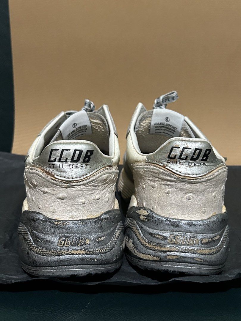 Golden Goose Running Sole Size 37 (Category: Sneakers) located in Manila. Submitted by soyyoanna (Listing ID 1457042312, Image 3). Description: Golden Goose Running Sole Includes dust bag and box (not original box) Will fit up to 24cm .