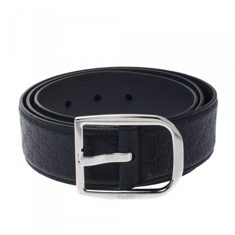 Gucci (Category: Belts) located in Kuala Lumpur. Submitted by aliceyui2920 (Listing ID 1457078721, Image 3). Description: Gucci Navy Blue Microguccissima Leather Belt 105 CM. Original RM : 750.