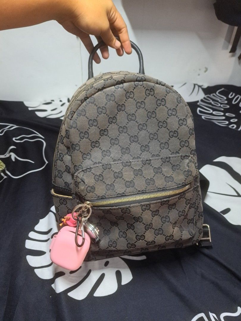 Gucci Monogram Canvas Bagpack (Category: Luxury Bags & Wallets) located in Batangas. Submitted by longchampharbor (Listing ID 1457139049, Image 3). Description: Coded gucci undersip from japan source, super ganda as in. medium size kasya ipad. .