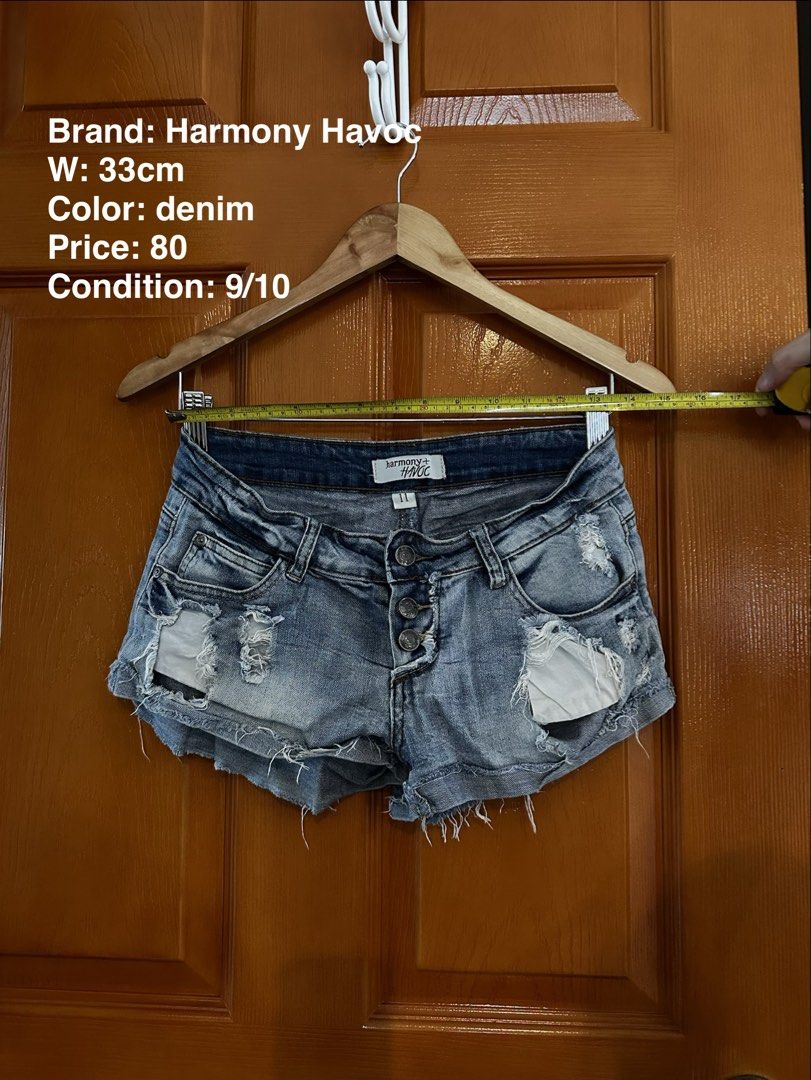 Harmony Havoc Denim Shorts W: 33cm (Category: Shorts) located in Angeles City. Submitted by luxenstuff (Listing ID 1457017065, Image 1). Description: - Harmony Havoc denim shorts - Waist: 33cm 24in - Classic denim color - Distressed look with rips -used good condition.