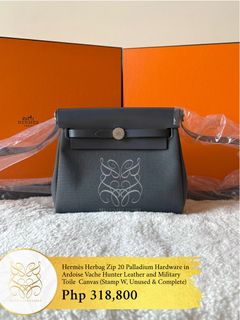 (Category: ) located in . Submitted by belles_lux_closet (Listing ID 1457034830, Image 1). Description: .