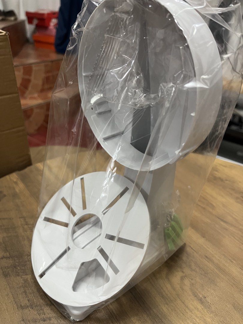 Hikvision DS-1258ZJ Wall Mount Bracket (Category: Networking) located in Paranaque City. Submitted by rowell.nono (Listing ID 1457021498, Image 2). Description: * Model: DS-1258ZJ * Brand: Hikvision * Type: Indoor wall-mount bracket * Material: ABS + PC plastic * Color: Hikvision white * Dimensions: humigit-kumulang 111 × 120 × 162.8 mm * Weight: ~200 g * Purpose: Ikabit ang dome CCTV camera sa pader at itago/ipasok ang cable sa loob ng bracket. 