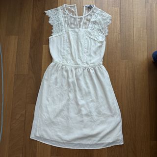 (Category: ) located in . Submitted by bagfulofclothes (Listing ID 1457004061, Image 1). Description: .