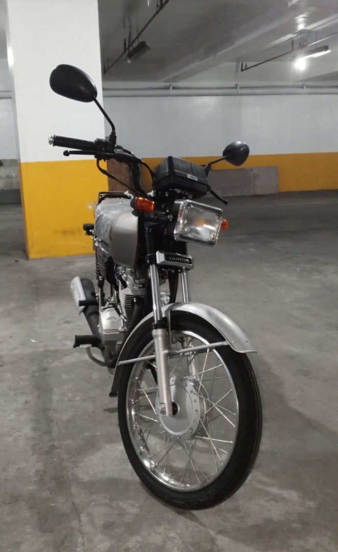 Honda TMX 125 Alpha (Category: Motorbikes for Sale) located in Makati City. Submitted by thisisanne (Listing ID 1456965308, Image 2). Description: Honda TMX 125 Alpha SRP 60280, selling for Php49000 Matte Armored Silver Metalic Model Code: CCG125SII Mileage 67km Bought May 2026 Good as new, seldom used, no issue RFS upgrade Test / pickup in Malate PM for inquiries.