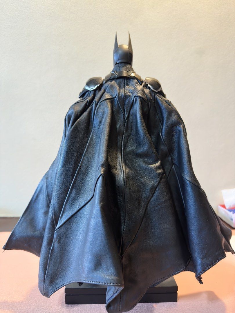 Hot Toys Batman (Category: Figurines & Statues) located in Makati City. Submitted by .zel. (Listing ID 1456980446, Image 2). Description: Hot Toys Batman Price: 13999 Version: Arkham Knight Condition: BIB Accessories: Complete Modifications: Cape’s upgraded to genuine leather Issues: None Location: Makati (for meet-up pm) Shipping: shouldered by buyer MOP: BPI or Maya QR Open for trade PM offers 1/6 scale only (MISB or BIB good condition) -Inart 