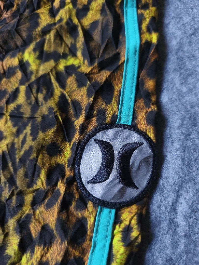 Hurley Phantom Leopard Print Board Shorts (Category: Shorts) located in Cagayan de Oro. Submitted by elijah250 (Listing ID 1457030367, Image 2). Description: - Cool leopard print Hurley board shorts - Teal trim and pocket detail - Drawstring waist - Ideal for beach or pool 30-32 excellent no issues payment: Gcash, paymaya, maribank & LBP courier: J&T color may vary due to lightning items are thrifted, limit expectations.