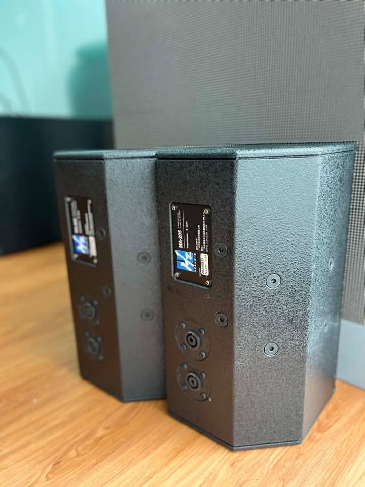 HZ Audio MA-205 (Category: Soundbars, Speakers & Amplifiers) located in Caloocan City. Submitted by digitalconcept (Listing ID 1457027016, Image 3). Description: HZ Audio NA-205 Passive Speakers compact in size, powerful in performance. Designed for clear and reliable audio, perfect for schools, offices, churches, function rooms, and commercial spaces. -Suitable for indoor commercial and institutional use -Clear and natural sound reproduction -Co