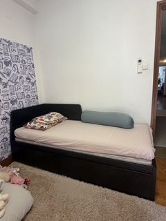 (Category: ) located in . Submitted by picassso (Listing ID 1457026079, Image 1). Description: .