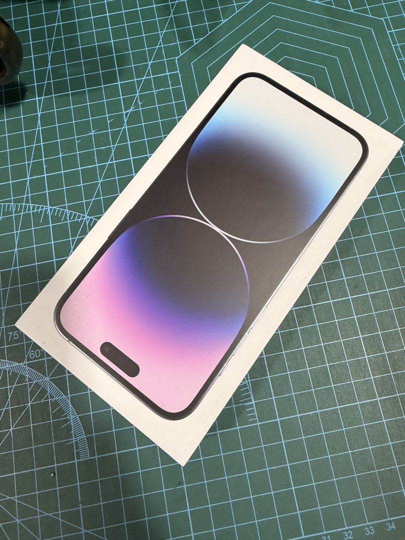iPhone 14 Pro Max 1TB FU (Category: iPhone 14 Series) located in Manila. Submitted by raintan888 (Listing ID 1457131915, Image 2). Description: Selling used iPhone 14 Pro Max 1TB Openline Comes with: - original box - original usb c to lightning cable - original pin - apple sticker - few cases both fake and original - original cases: ESR transparent case, Nomad Leather Magsafe Case, Rebel case - lens shield - carbon fiber skin Condition: - Battery