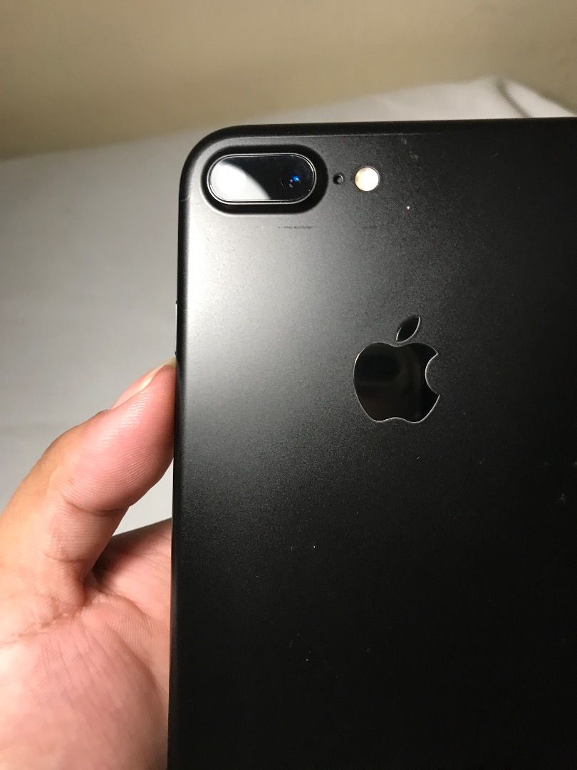 Iphone 7plus 256 GB (Category: iPhone 7 Series) located in Manila. Submitted by newwater.adc3cb (Listing ID 1457062932, Image 1). Description: Iphone 7plus 256gb in black | fu - 100bh - Japan variant - No sim restrictions - clear camera back and front - True tone working - Fingerprint working - minimal gasgas (as in kinis pa niyan) honest issue - mabagal lang mag open back cam pero like seconds to minute lang LAST PRICE‼️ 4,500 rfs - need funds m