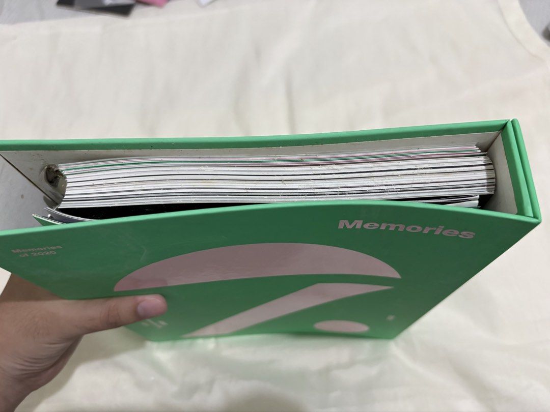 Jin Memo ‘20 Photocard (Category: K-Wave Merchandise) located in Quezon. Submitted by niclutter (Listing ID 1457129012, Image 3). Description: - 500 pesos - pc is in mint condition! with free memo ‘20 dvd with complete inclusions (giving this away for free bcs of the condition, pls see the photo) !! .