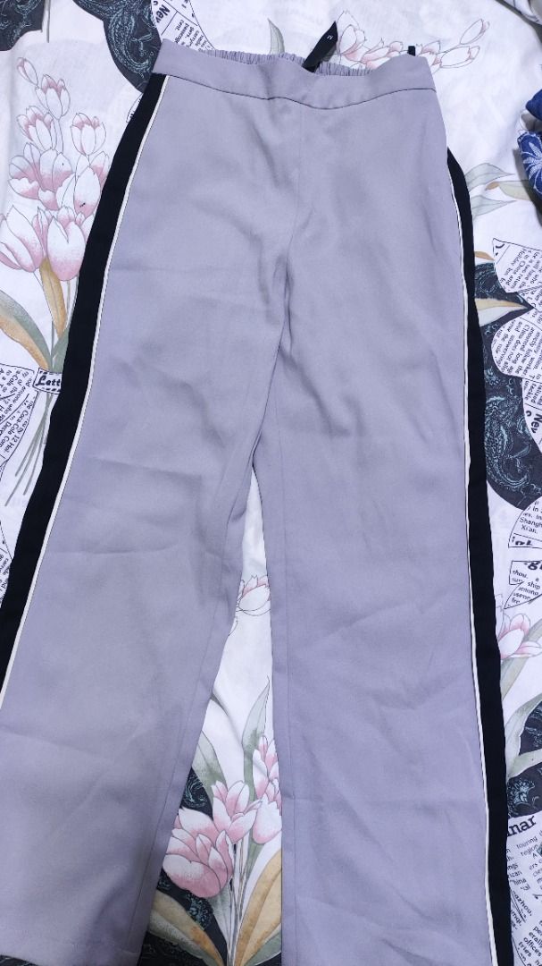 Kashieca wide leg trousers (Category: Other Bottoms) located in Makati City. Submitted by declutterwithcath (Listing ID 1457067093, Image 1). Description: -Only used once .