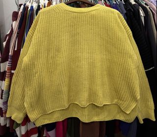(Category: ) located in . Submitted by knitting.meow (Listing ID 1457136355, Image 1). Description: .